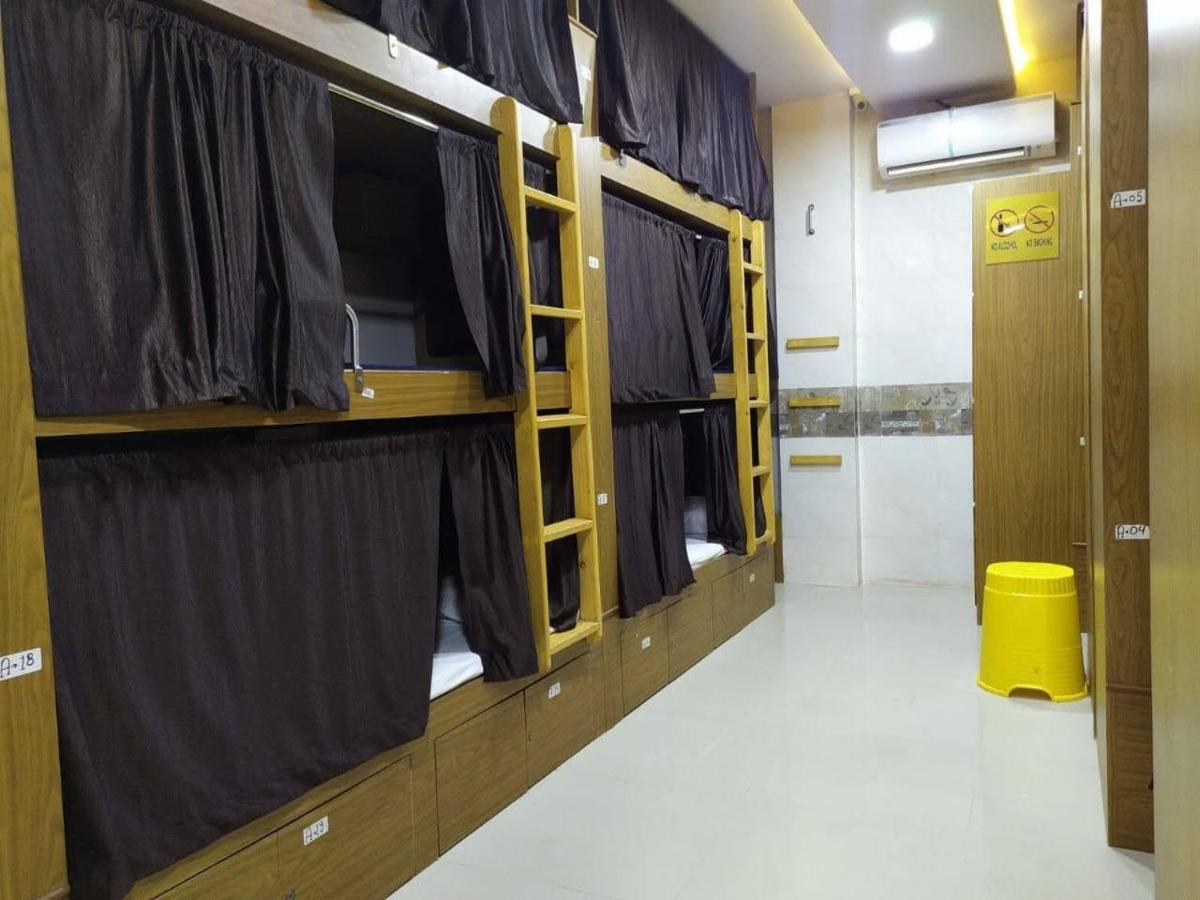 New Super Dormitory Βομβάη Εξωτερικό φωτογραφία